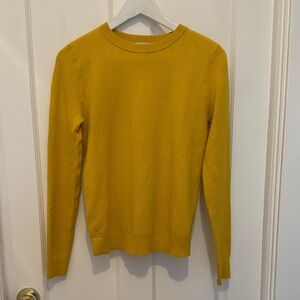 Cheerful yellow lightweight sweater